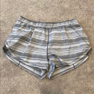 Lululemon short size 6